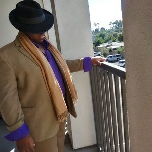 Meet your Posher, Anthony